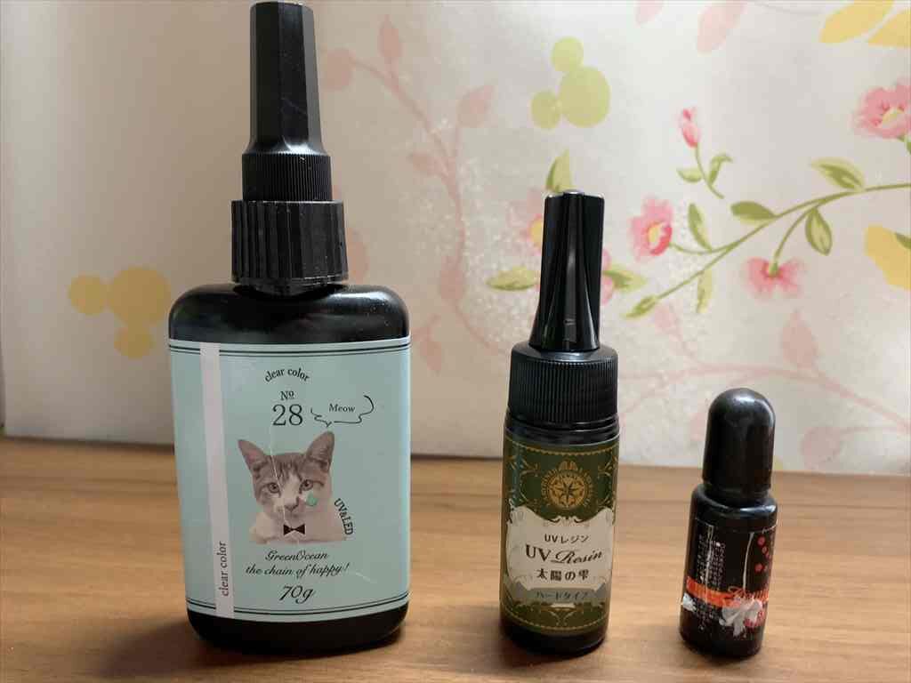 サイズ別のレジン液（70g・25g・10g）